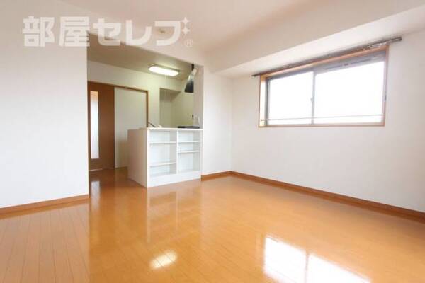 角部屋の写真を参照