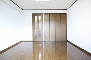綺麗なフローリング。