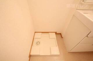 屋内洗濯機置き場です