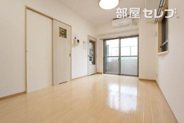 103号室の写真です（同タイプ）