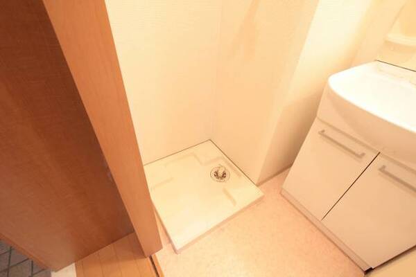 室内洗濯機置場は人気です