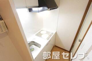 2口コンロがあって、料理しやすいですね。