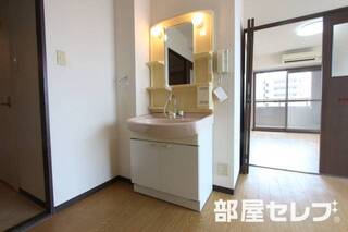 ※1201号室内装写真参照