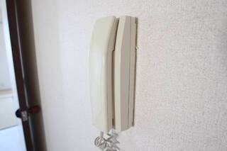 インターホン。