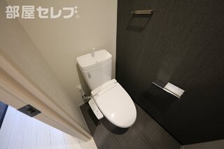 ※205号室参照写真（反転）