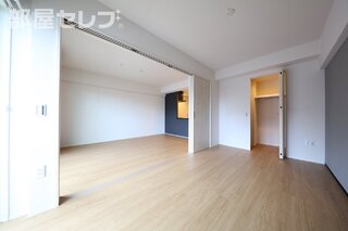 ※203号室参照写真（反転）