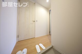 ※203号室参照写真（反転）