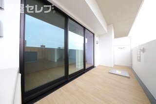 ※203号室参照写真（反転）