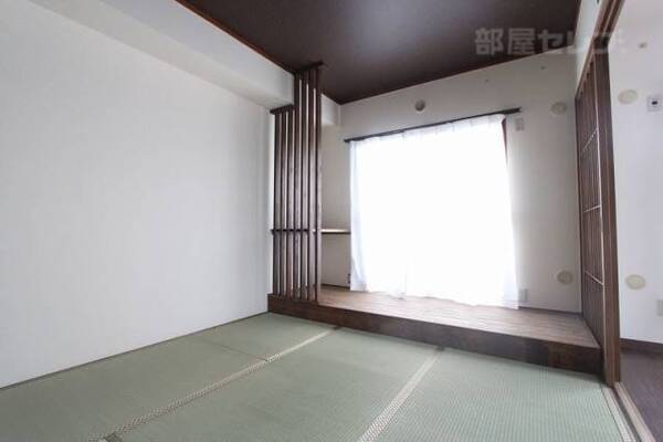 ※101号室内装写真参照