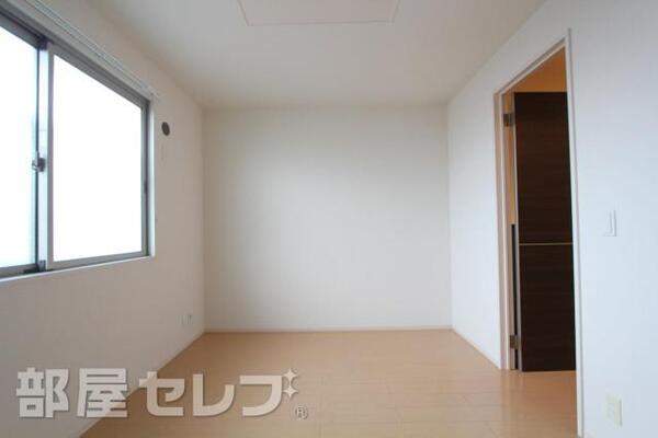 もう一つのお部屋です。