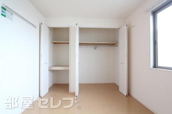 大きな収納です。