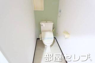 温水洗浄付きです。