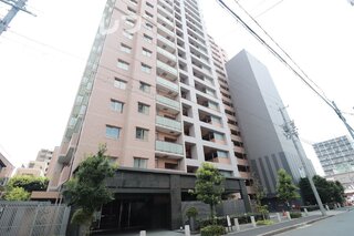 19階建ての大きなマンションです