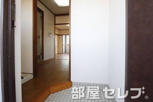玄関口。