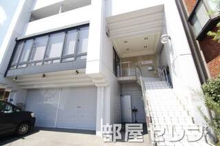 1、2階店舗。