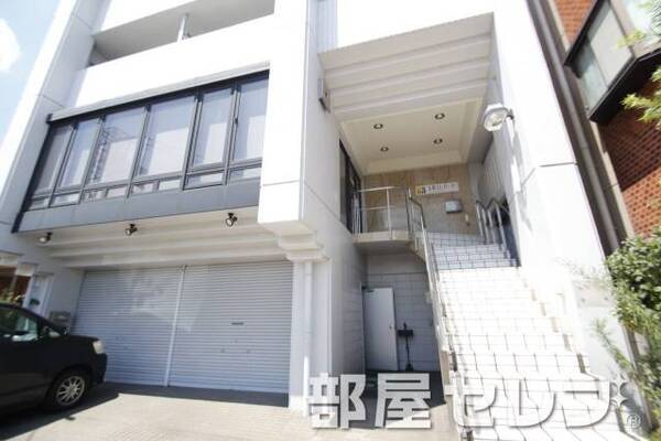 1、2階店舗。