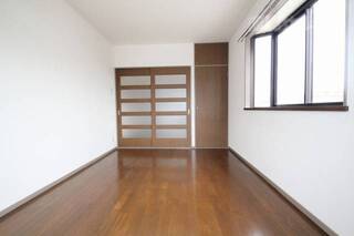 のんびりくつろげるお部屋です