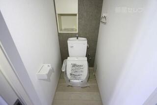 建築途中の写真になります