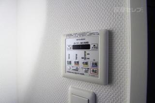 建築途中の写真になります
