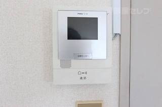 テレビモニター付きインターフォンでセキュリティも安心