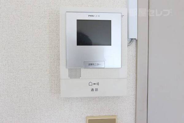 テレビモニター付きインターフォンでセキュリティも安心