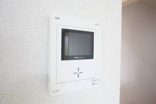 写真は同モデルの物件です