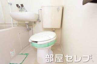お風呂と一緒だとトイレも掃除しやすいです。