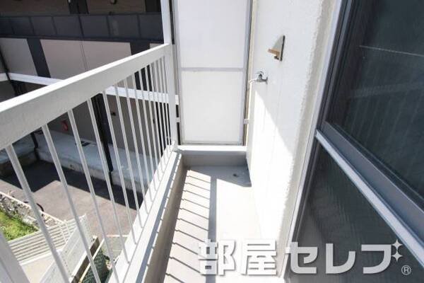 ここに洗濯機置場。