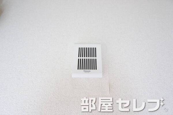 チャイム。