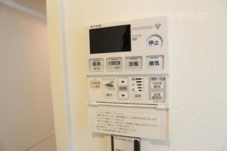 浴室乾燥と24時間換気システムです。