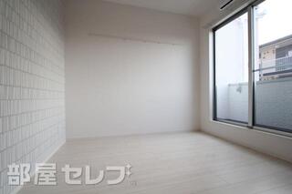 写真は202号室