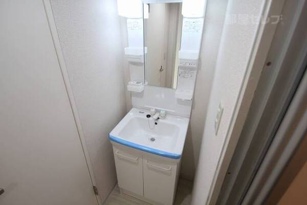 ※写真は反転タイプです