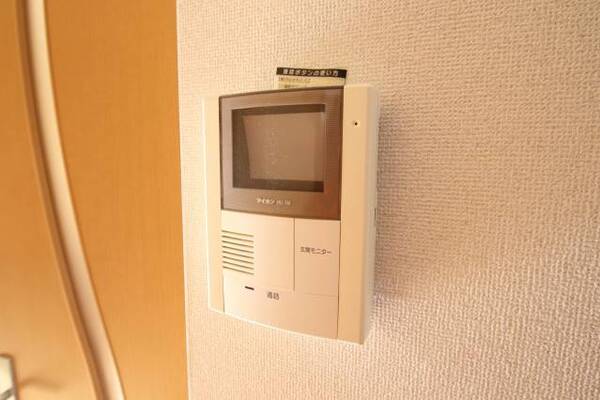 テレビモニター付きインターホンです