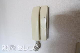 インターホンです