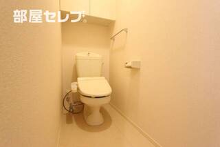 温水洗浄便座ついてます