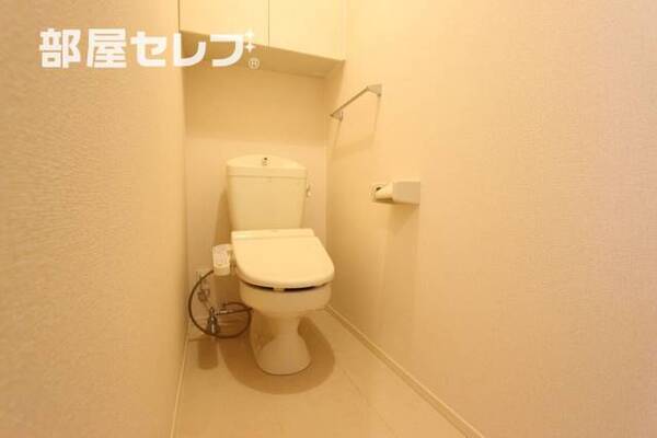 温水洗浄便座ついてます