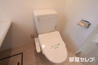 ウォシュレットも付いています