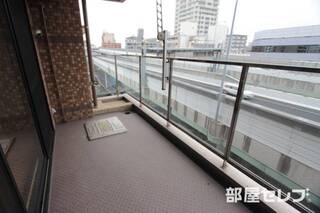 広く使えるバルコニー