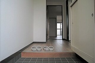 玄関から見た眺めです。キレイですよね。