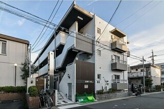 どっしりとした外観です。