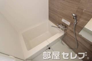 キレイなバスルームです。
