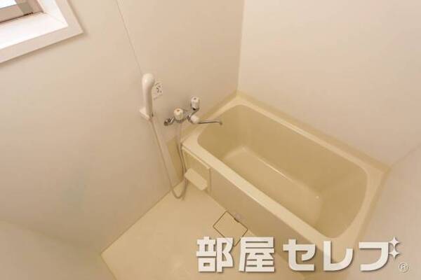 お風呂もきれいにしています。