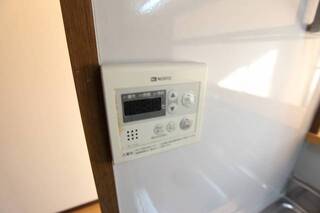 302