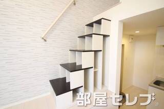 階段収納。