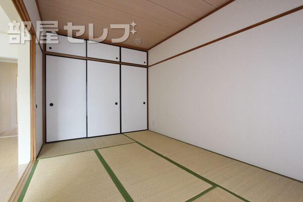南向きなので日当たりいいですよ。