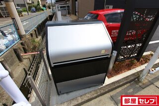セブンイレブンまで90m