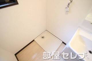室内洗濯機置き場。