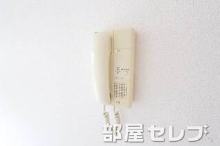 インターホン付きで安心です。