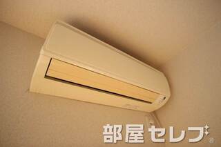 エアコン付きで快適な生活を。