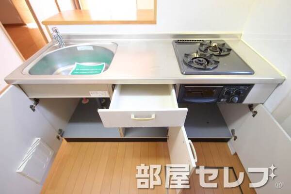 キッチン収納バッチリ。